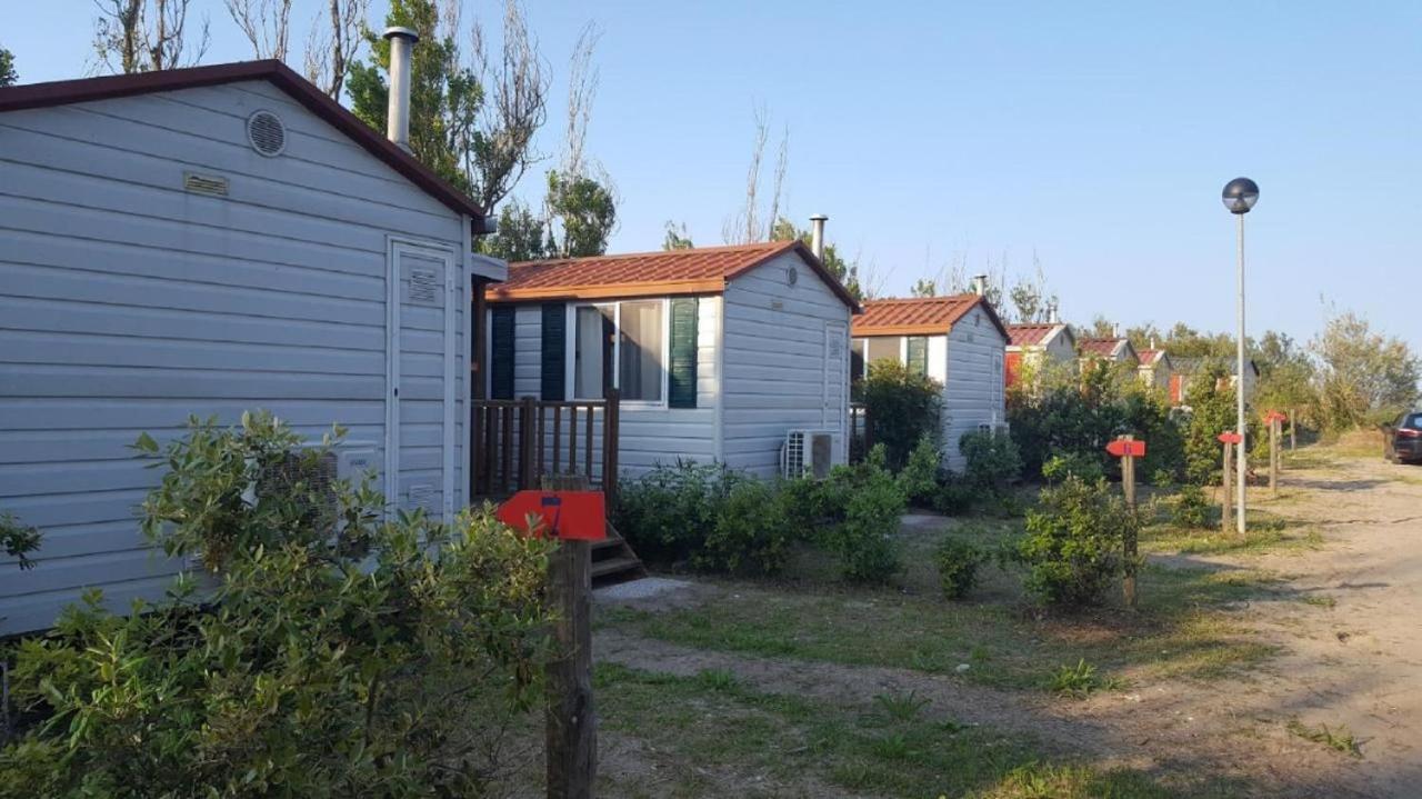 Adriacamp Mobile Homes Rosepineta 洛萨皮内塔 外观 照片
