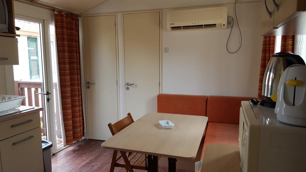 Adriacamp Mobile Homes Rosepineta 洛萨皮内塔 外观 照片